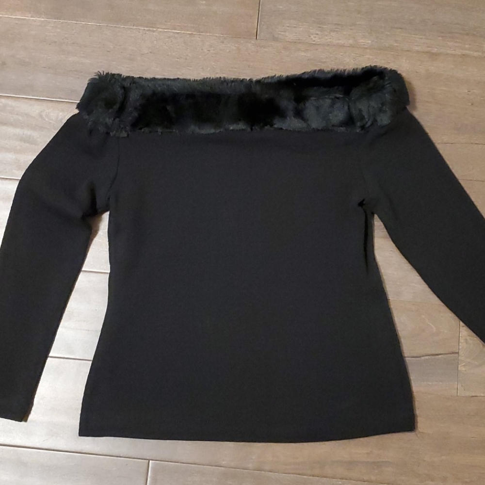 Vintage Black Off the Shoulder Top with Fur Trim